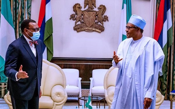 Buhari’s applause for Akinwumi Adesina