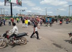 BREAKING: #ENDSARS Protesters Lock Down Osogbo