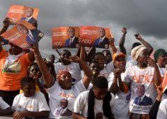 Ivory Coast president invites rival for talks on crisis