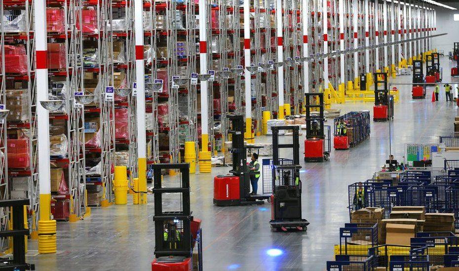Coronavirus: Retail Workers 'Scared' as Cases Surge