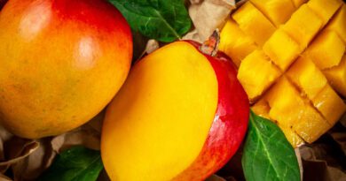14 Healthy Reasons To Eat Mangoes