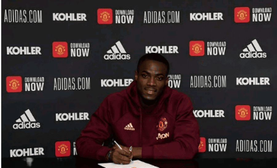 Manchester United star Eric Bailly signs new contract to stay at the club until 2024