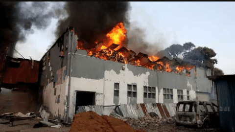 South Africa: Riot and Store looting still continues as death toll rises to 72