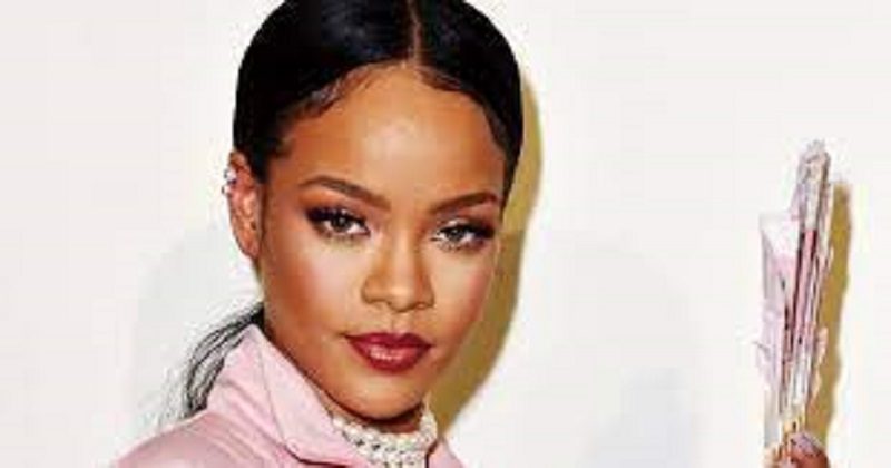 Rihanna becomes world’s richest female musician
