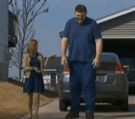 America’s tallest man dies at age 38