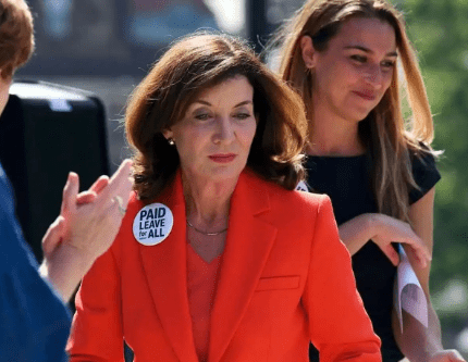 USA: New York sworn-in first female governor