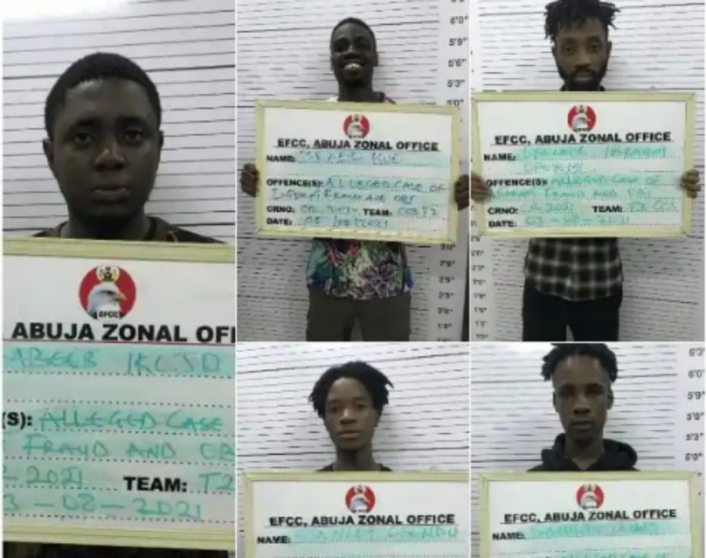 EFCC: 10 Nigerian fraudsters jailed for scamming