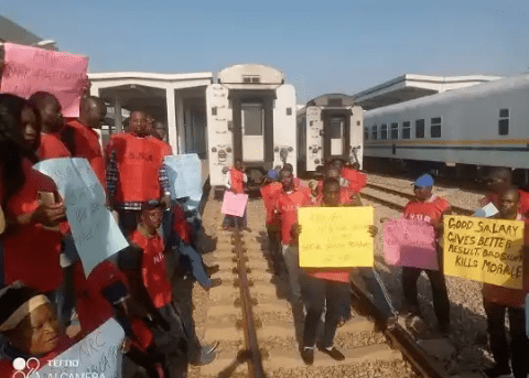 Photos: Nigerian rail corporation workers embark on strike