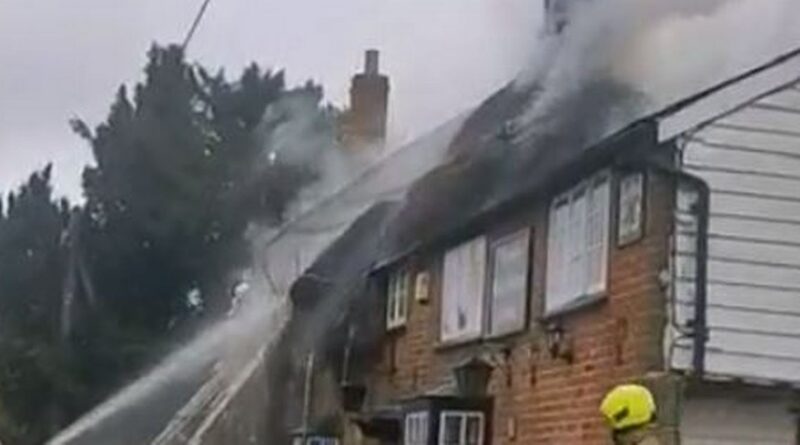 Updates as Essex fire crews battle blaze at historic pub in Arkesden with full investigation launched - recap