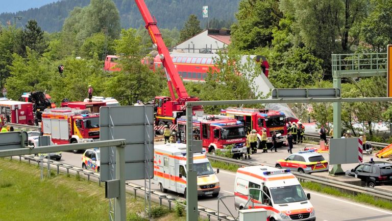 Southern Germany: Atleast 4 dead, 30 injured in ghastly 'Train crash' - photos