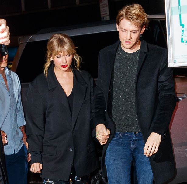 Taylor Swift secretly engaged to British actor Joe Alwyn - Wedding in 18 months time