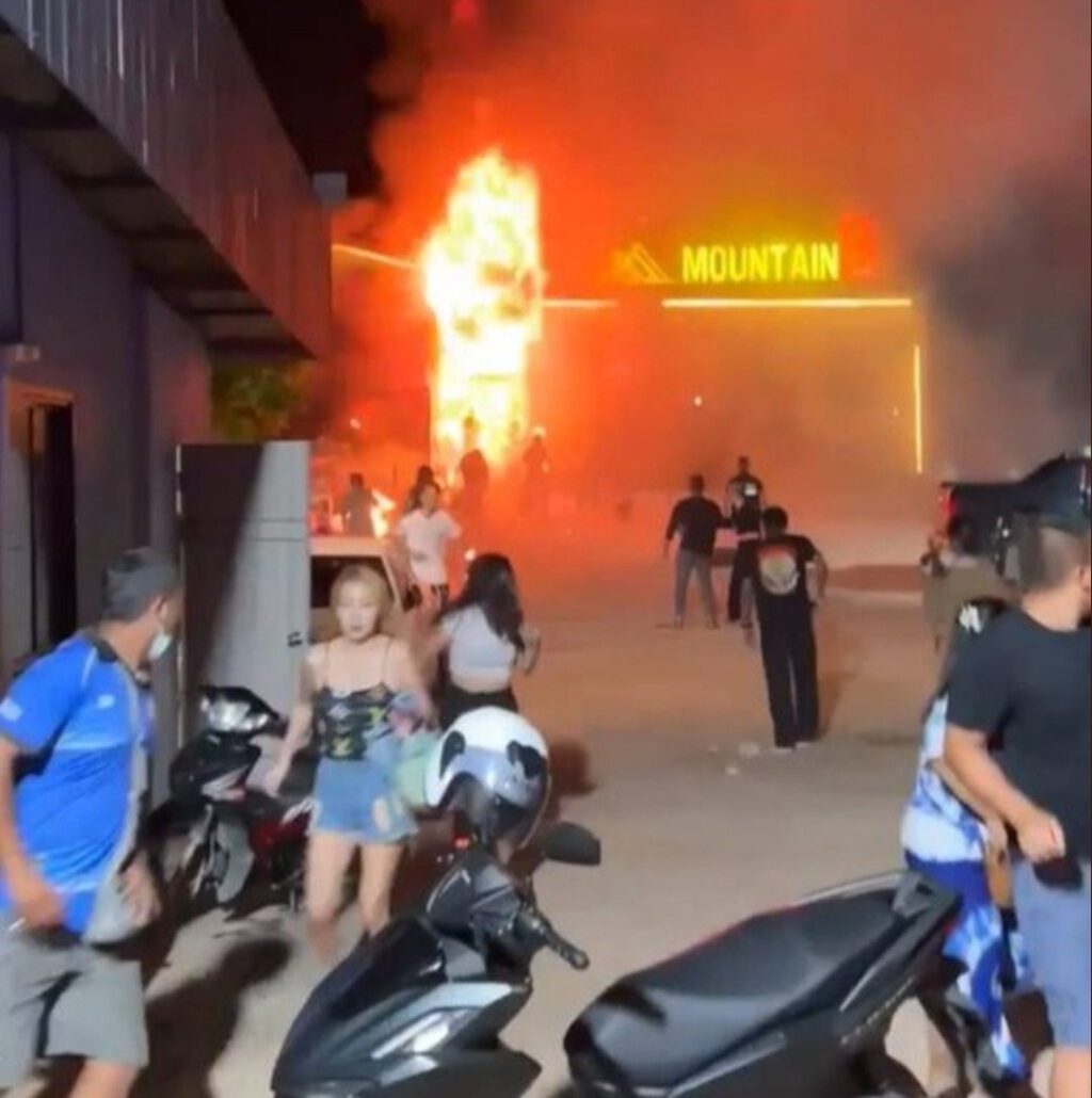 13 people killed, 40 injured in massive fire at Thailand night club (photos/video)