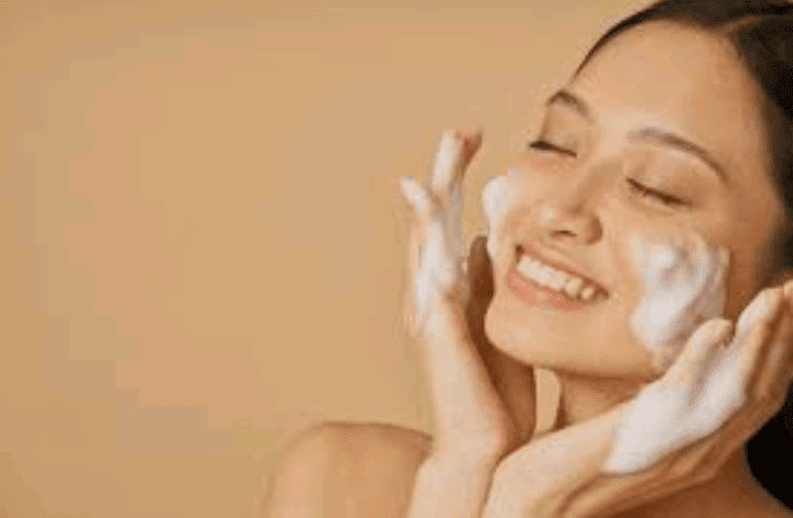 Guide on How to Produce Facial Cleaner