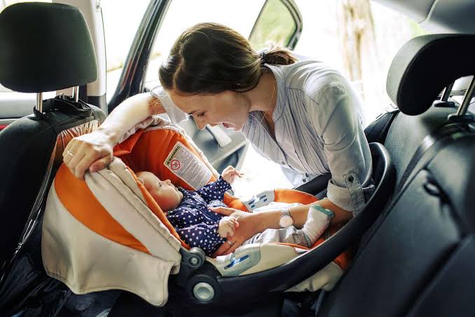 Infant Car Seat 101: A Guide for First-Time Parents