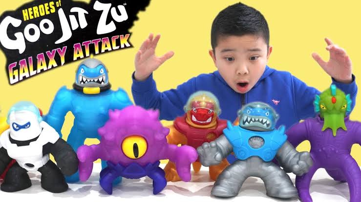 Cool 'Heroes of Goo JIT Zu' Playset For Kids
