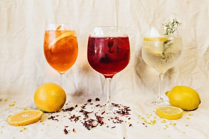 Fruity Alcoholic Drinks: The Perfect Party Drink for Every Occasion