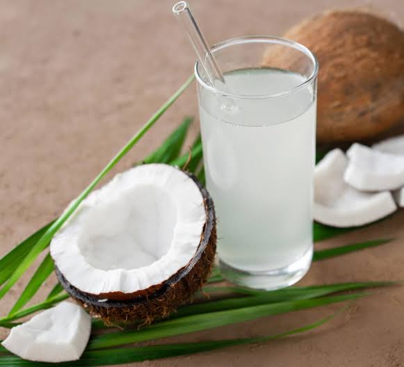 The Health Benefits of Coconut Drinks