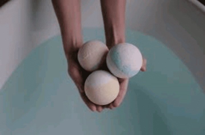 DIY bath bombs