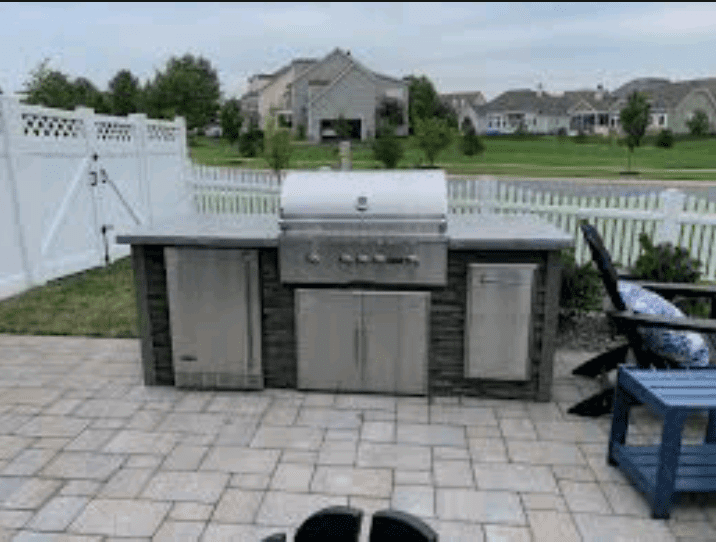 DIY outdoor kitchen 