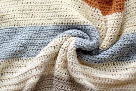 DIY 101 Guide: How to Crochet a Blanket